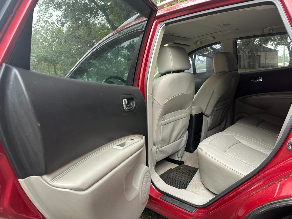 2013 Nissan Rogue - $6,500