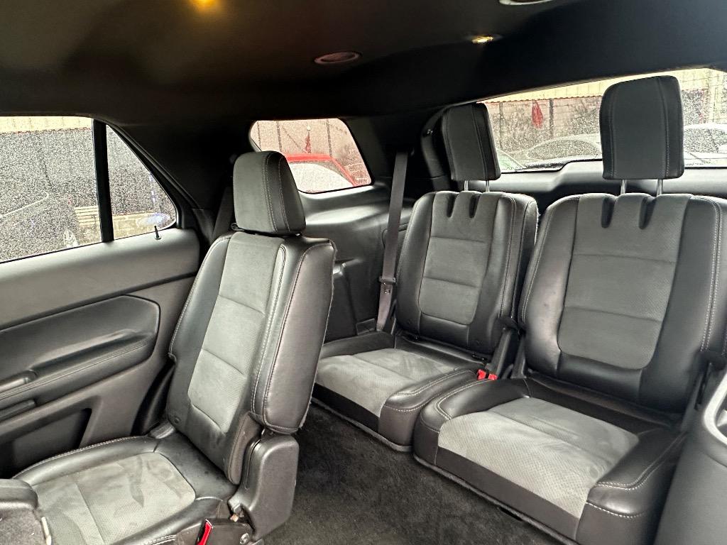 2015 Ford Explorer