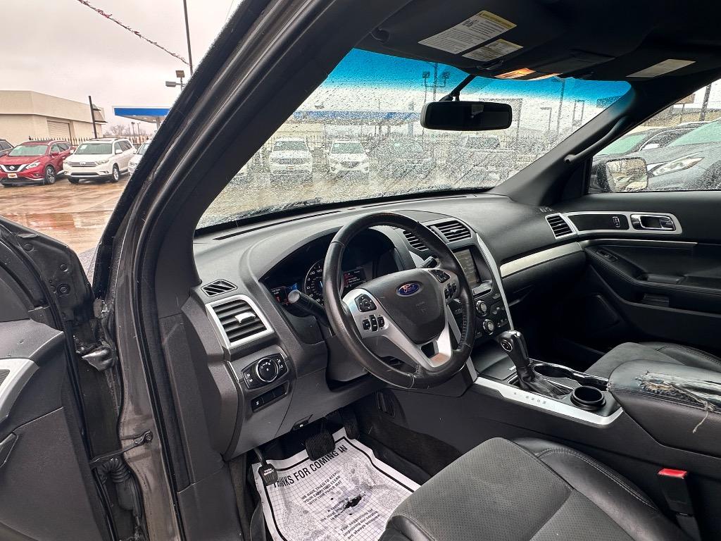 2015 Ford Explorer