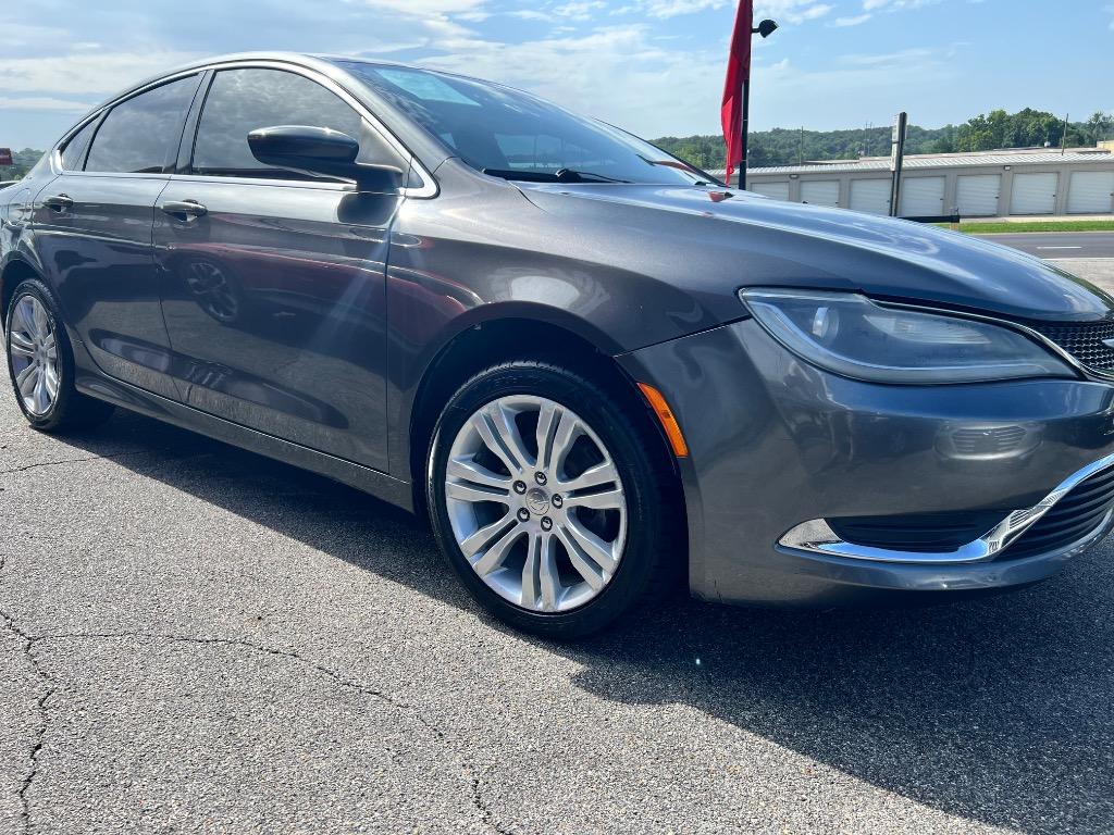 2015 Chrysler 200