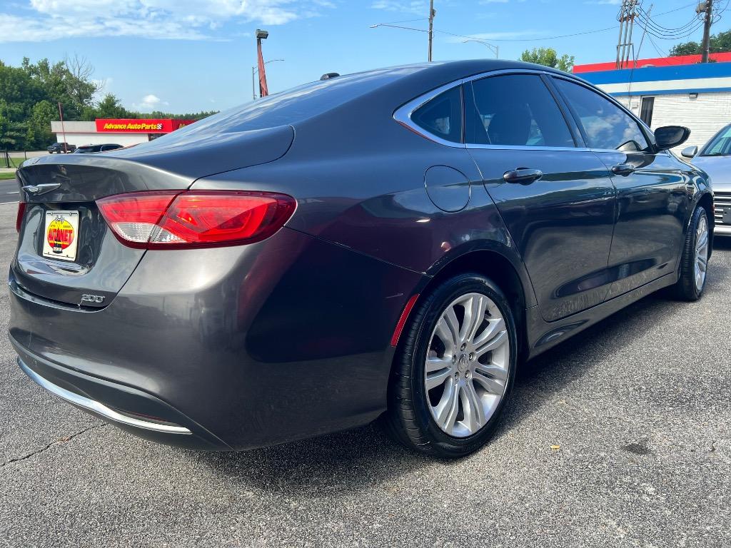 2015 Chrysler 200