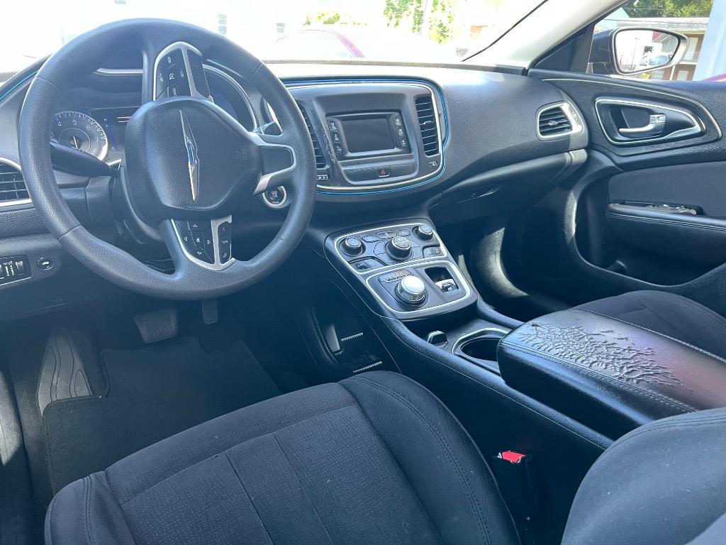 2015 Chrysler 200
