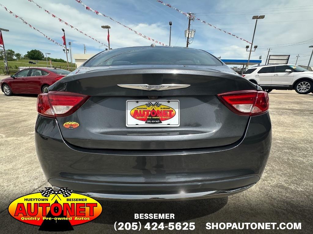 2015 Chrysler 200