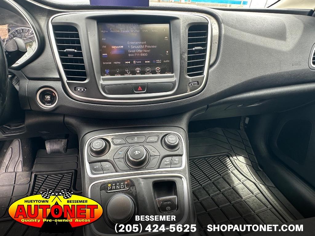 2015 Chrysler 200