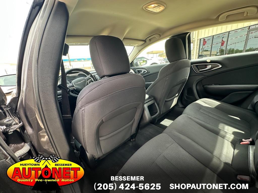 2015 Chrysler 200