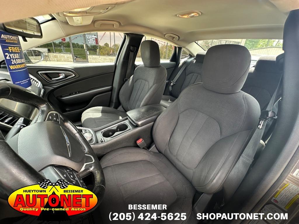 2015 Chrysler 200