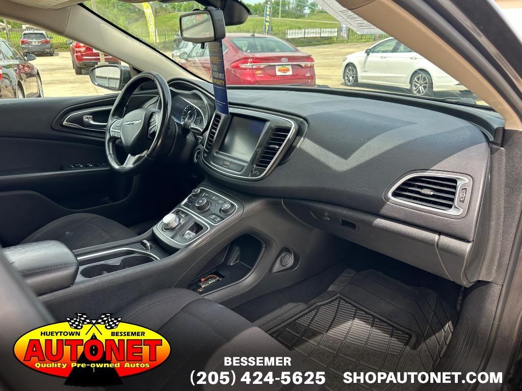 2015 Chrysler 200