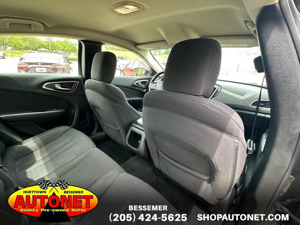 2015 Chrysler 200