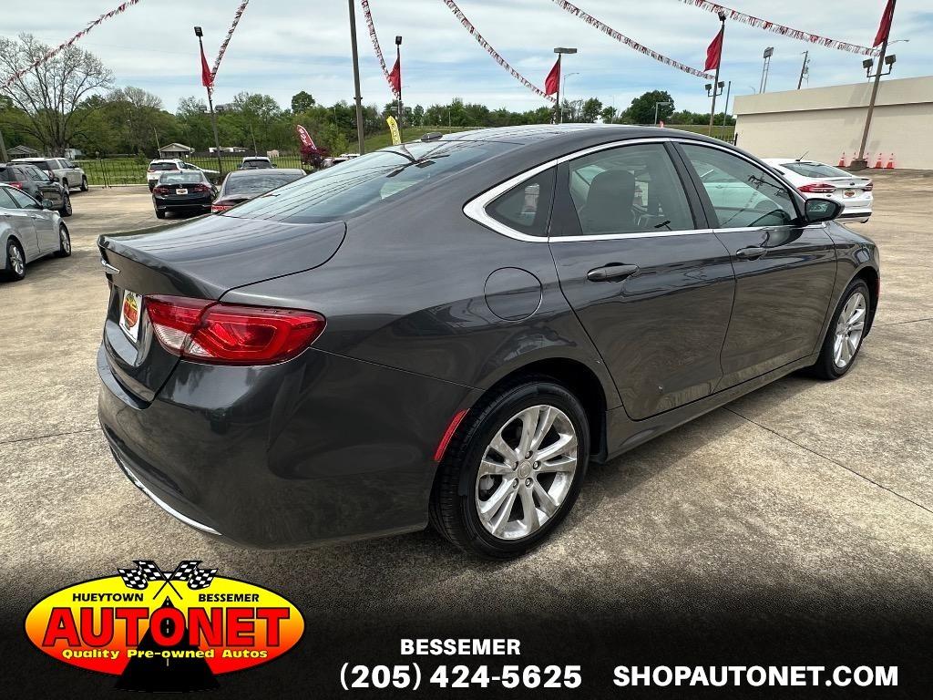 2015 Chrysler 200