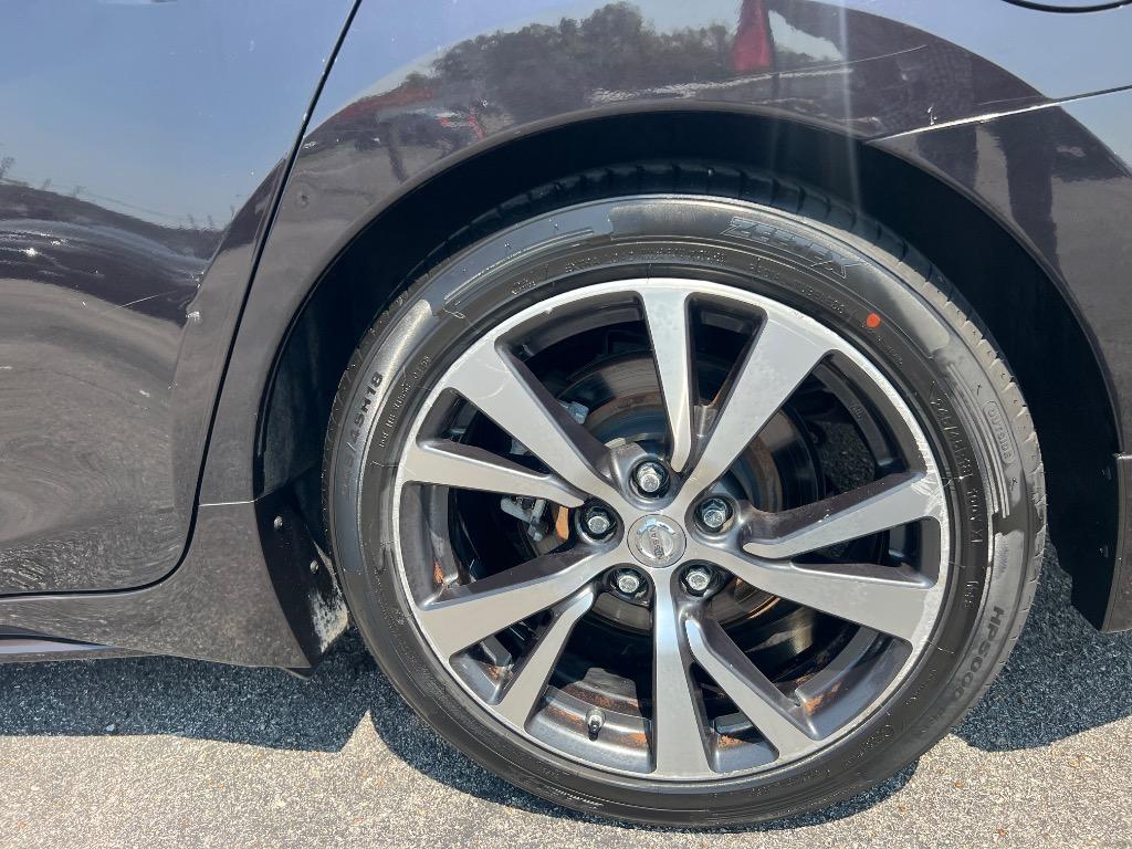 2017 Nissan Maxima