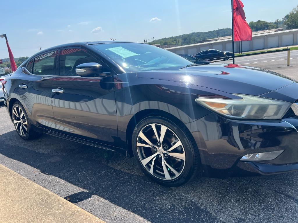 2017 Nissan Maxima