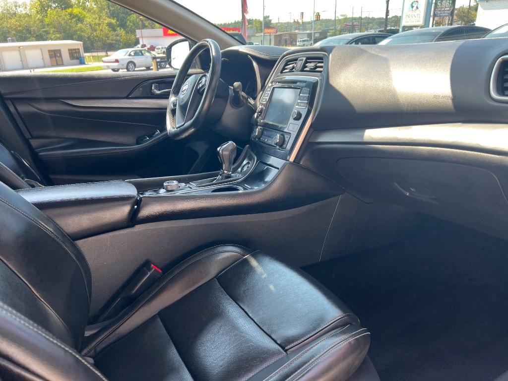 2017 Nissan Maxima