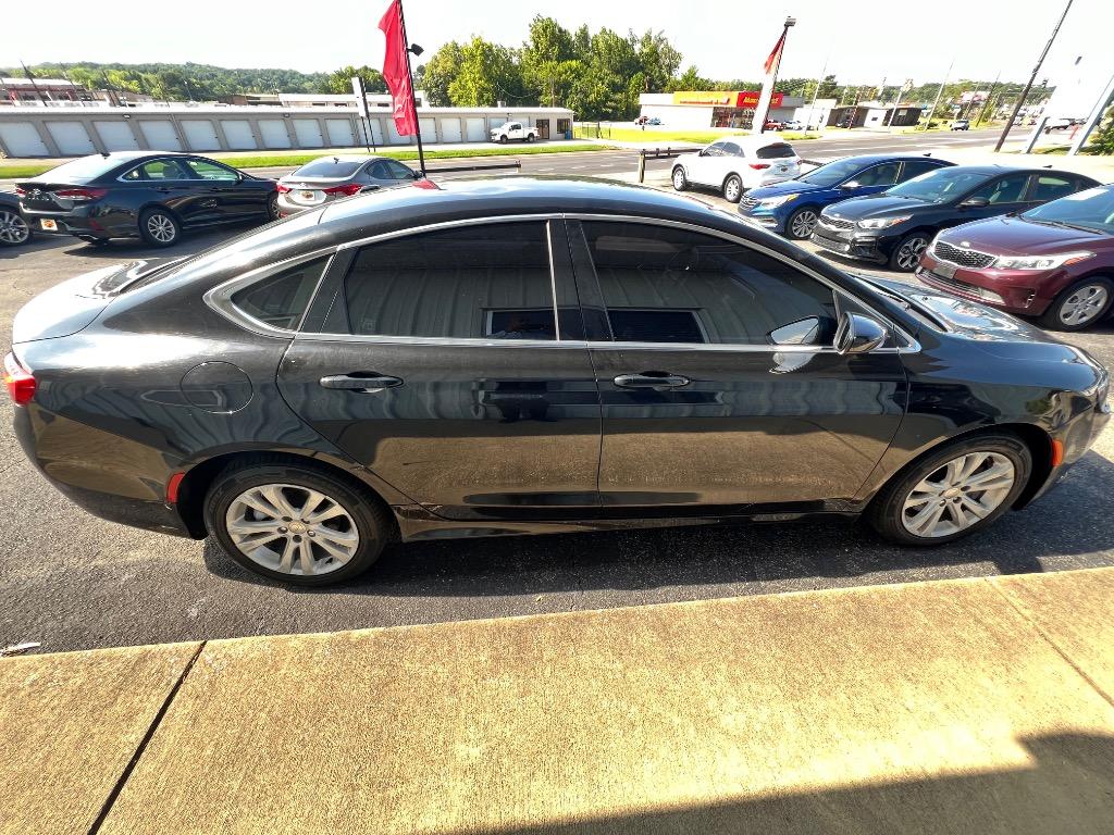 2015 Chrysler 200