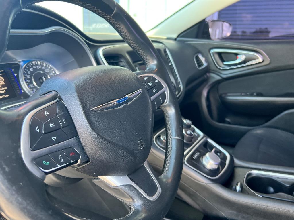 2015 Chrysler 200