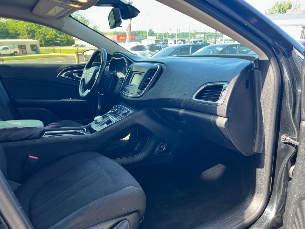 2015 Chrysler 200