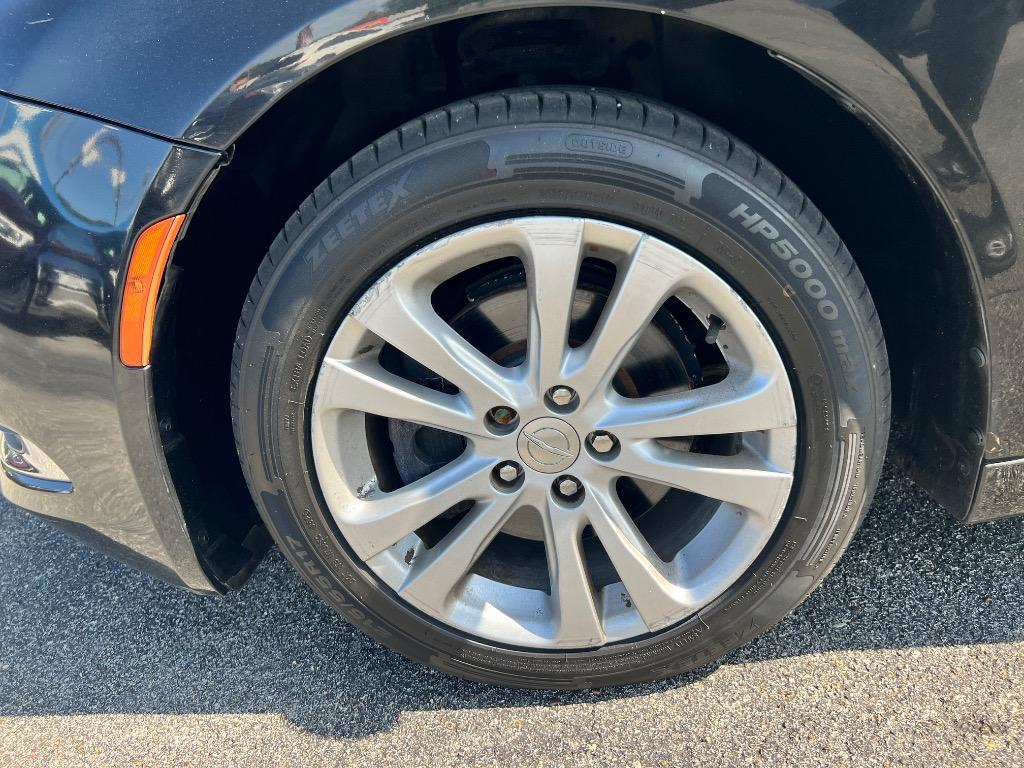 2015 Chrysler 200