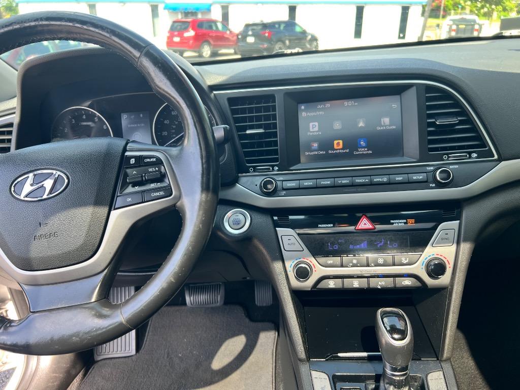 2017 Hyundai Elantra