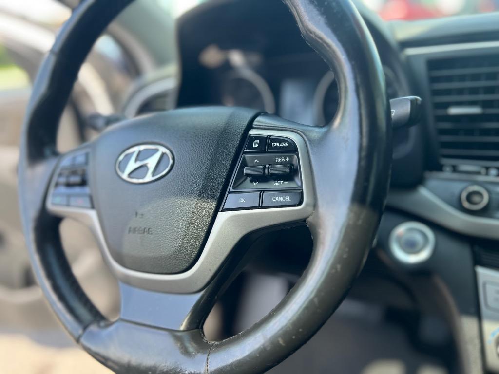 2017 Hyundai Elantra