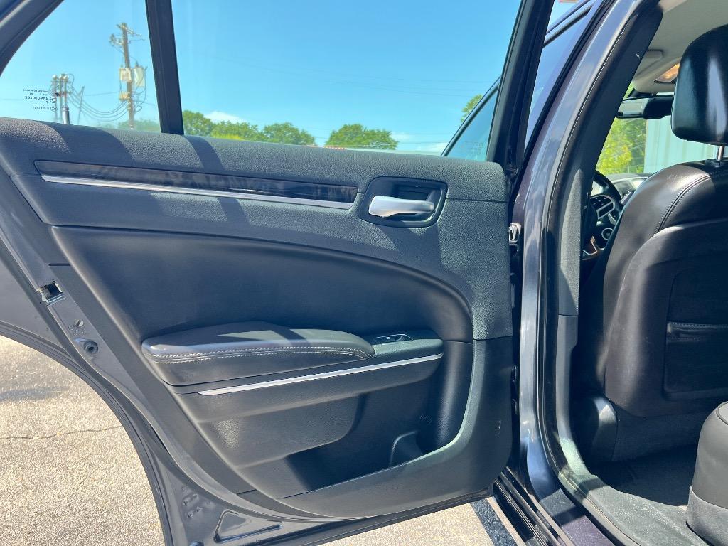 2018 Chrysler 300