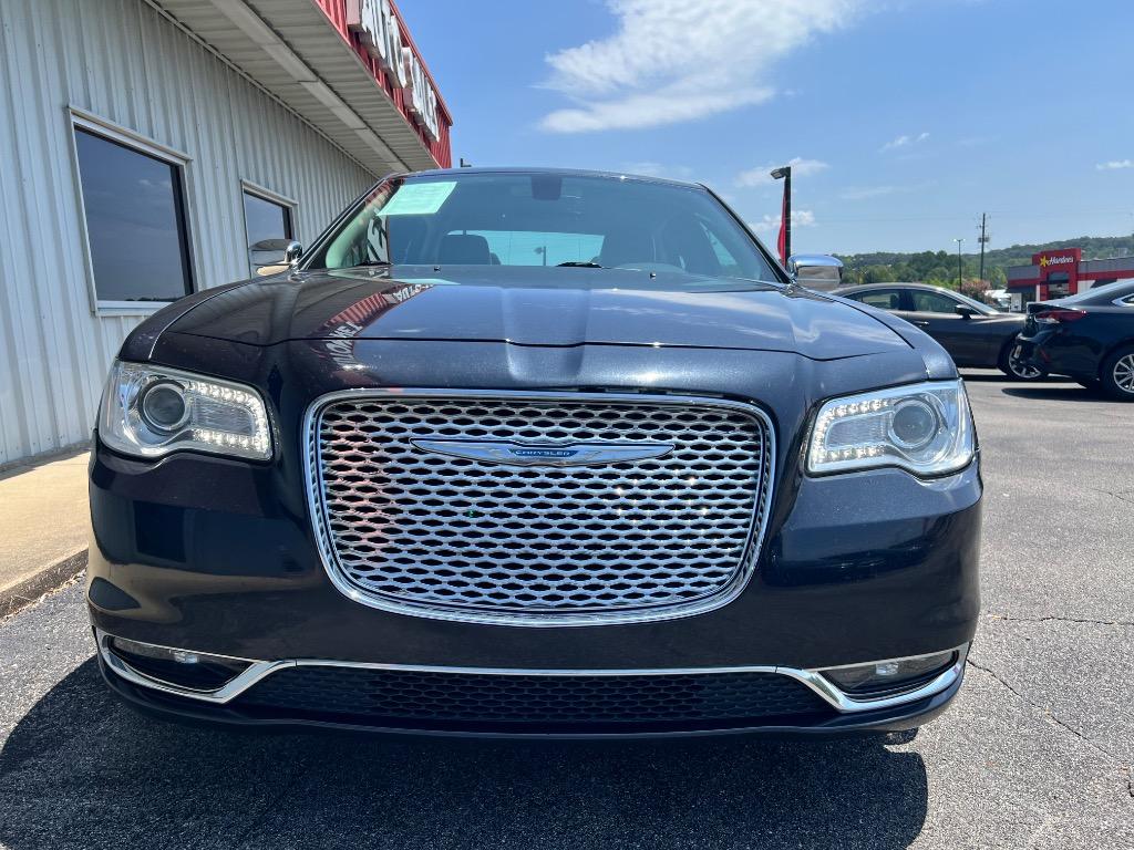 2018 Chrysler 300
