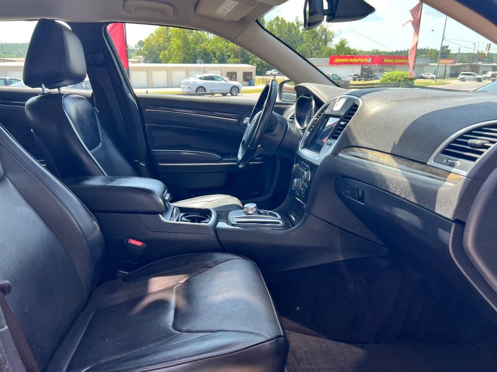 2018 Chrysler 300