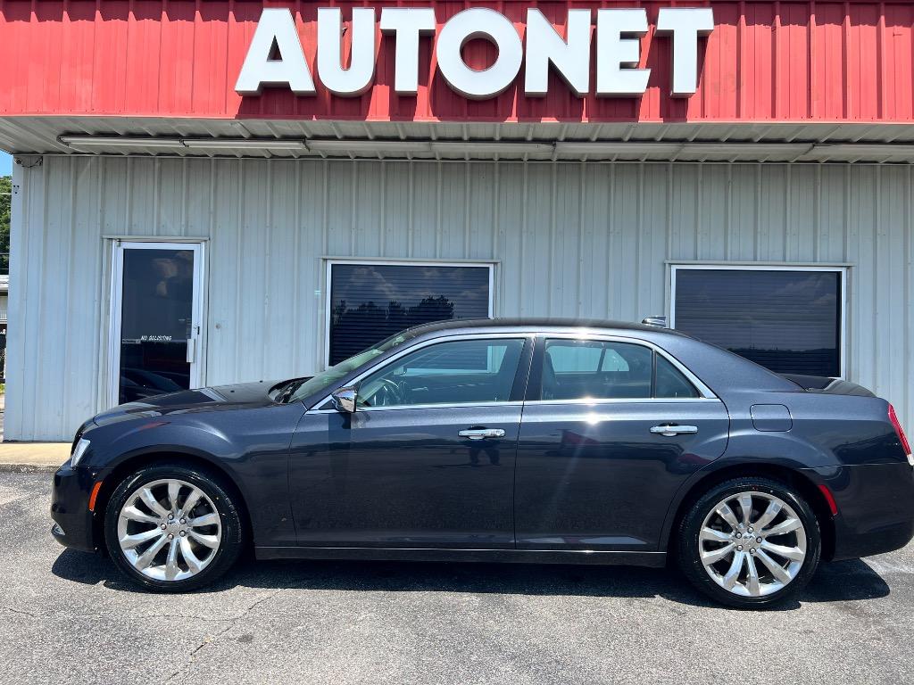 2018 Chrysler 300