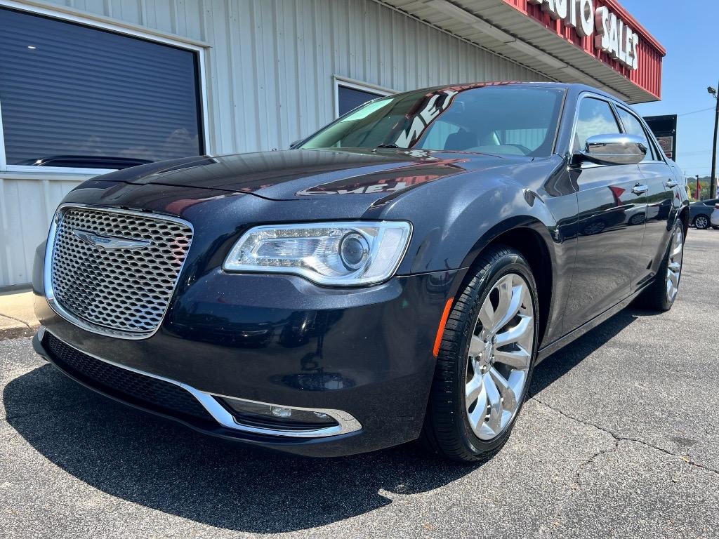 2018 Chrysler 300