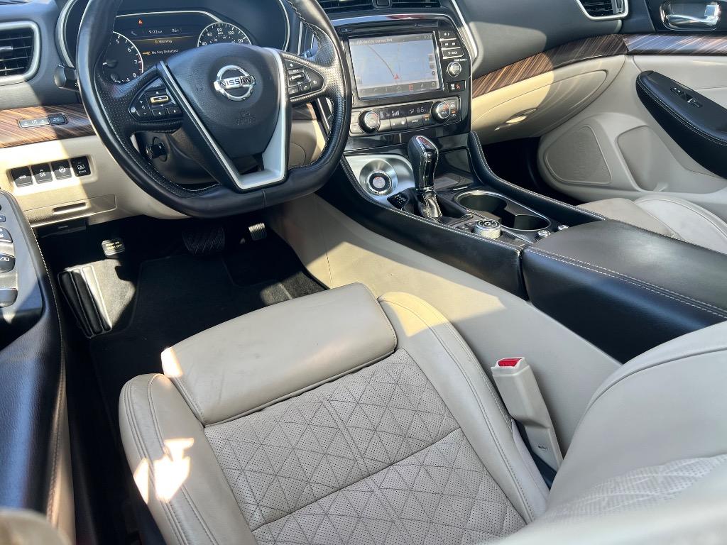 2016 Nissan Maxima
