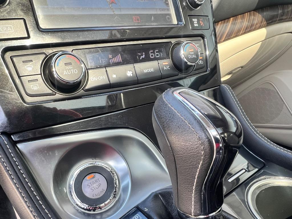 2016 Nissan Maxima