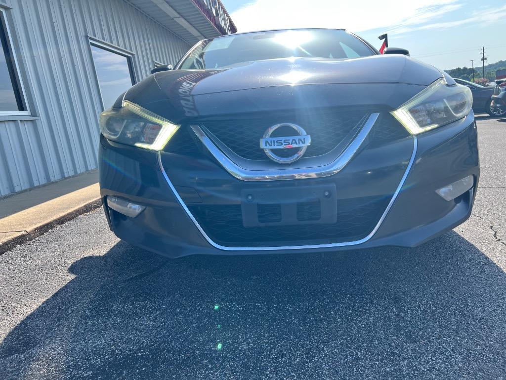 2016 Nissan Maxima