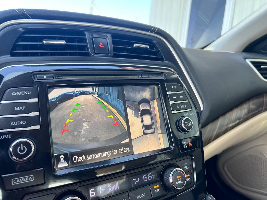 2016 Nissan Maxima