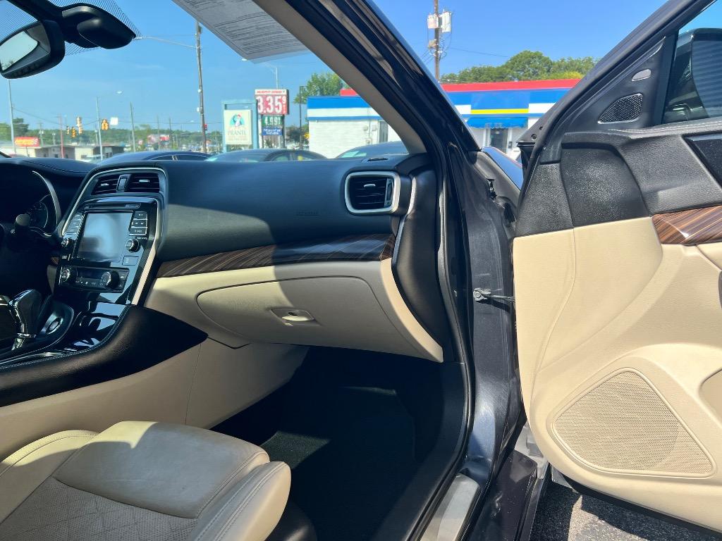 2016 Nissan Maxima