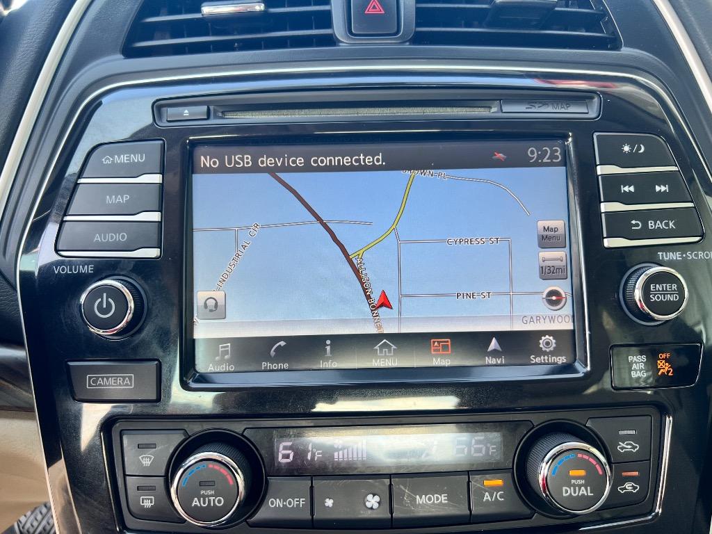 2016 Nissan Maxima
