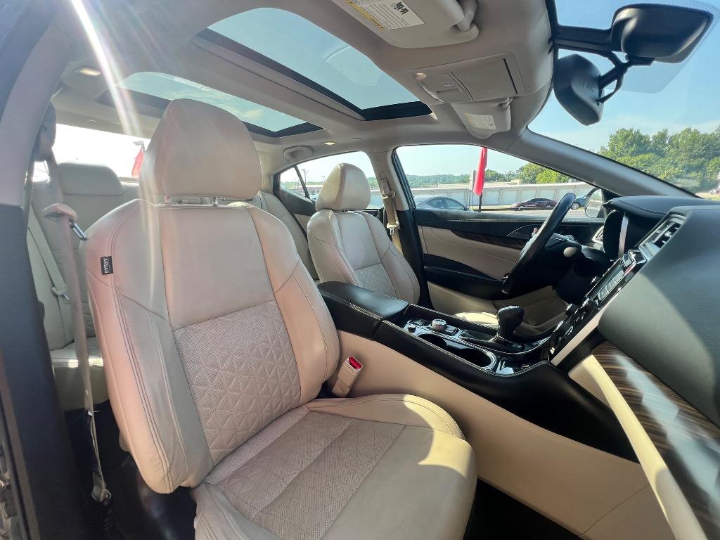 2016 Nissan Maxima