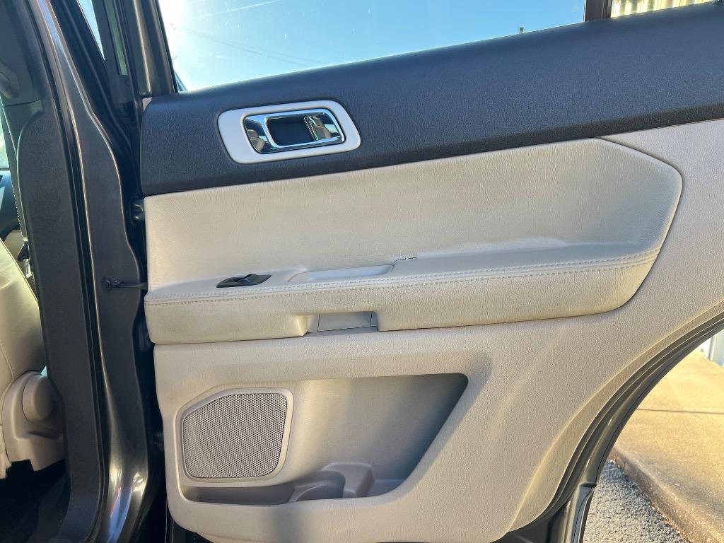 2015 Ford Explorer