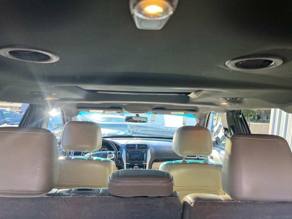2015 Ford Explorer