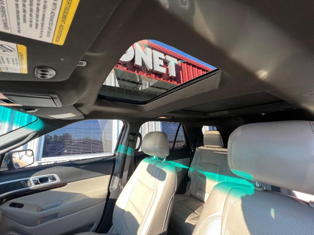 2015 Ford Explorer