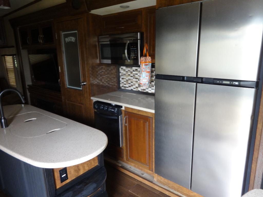 2015 Grand Design Recreational Grand Design Recreational - $29,900