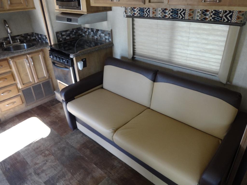 2017 Ford E-450 - $36,900