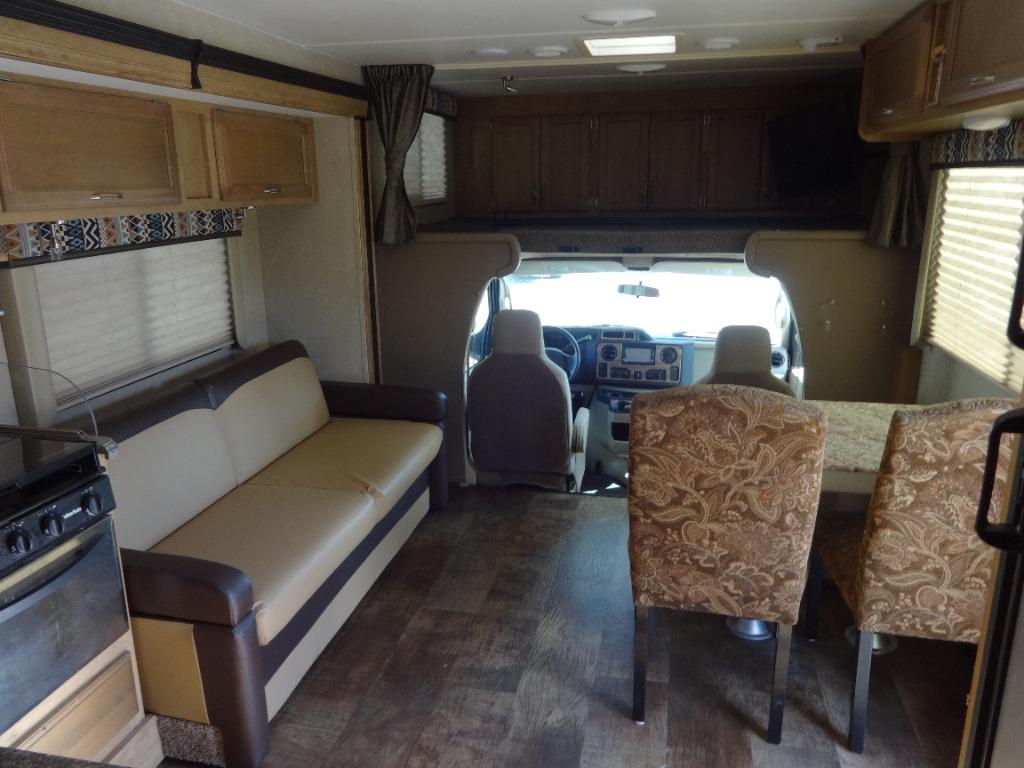 2017 Ford E-450 - $36,900