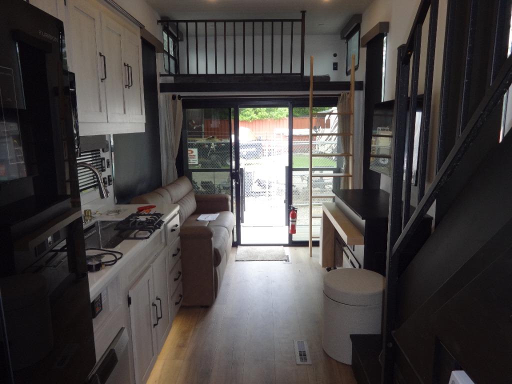 2025 Forest River Palomino Puma - $65,591