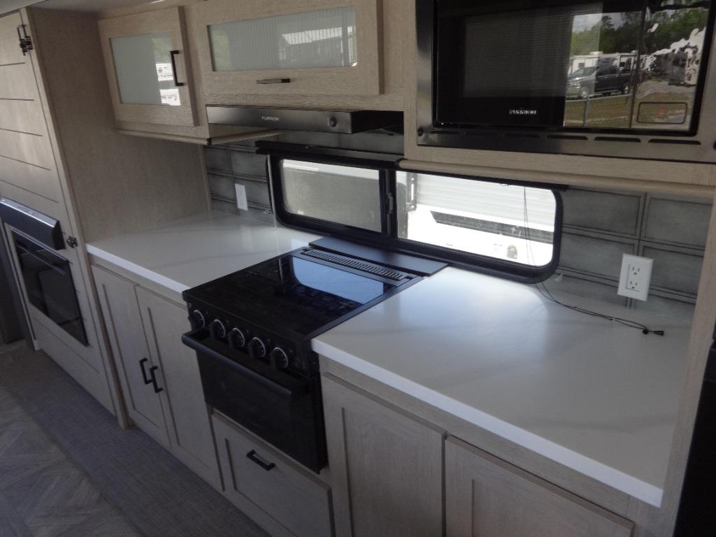 2024 Forest River Wildwood X-Lite - $33,900
