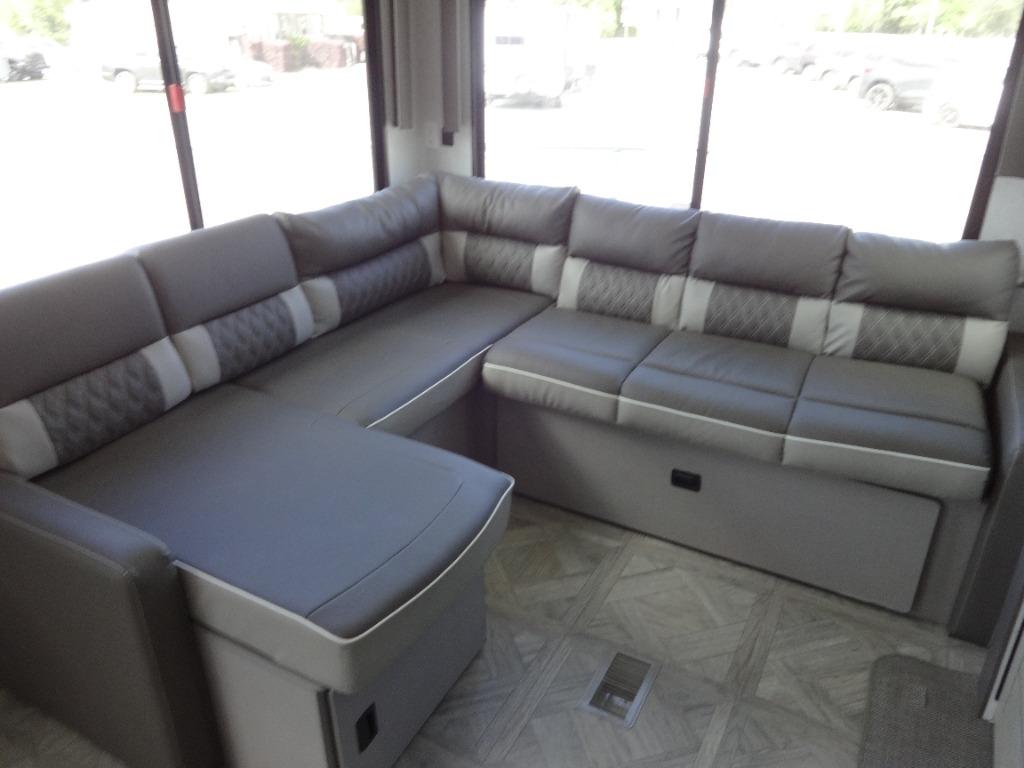 2024 Forest River Wildwood X-Lite - $33,900