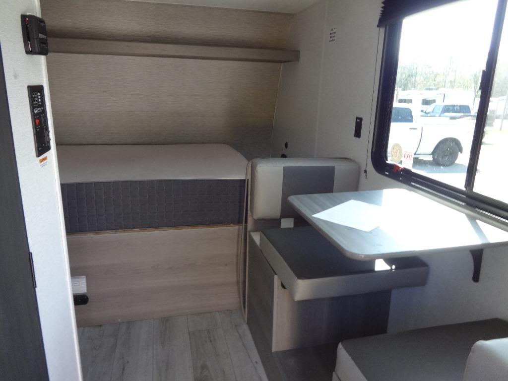 2025 Keystone Hideout - $19,900