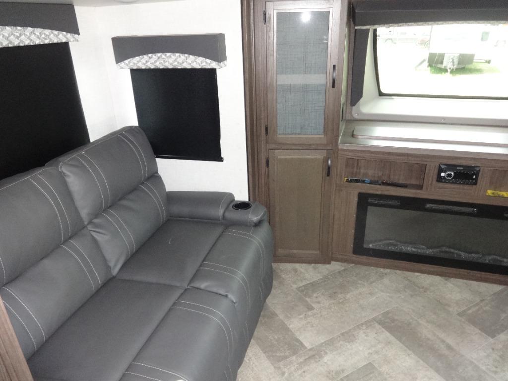 2021 Winnebago Of Indiana Voyage - $46,900