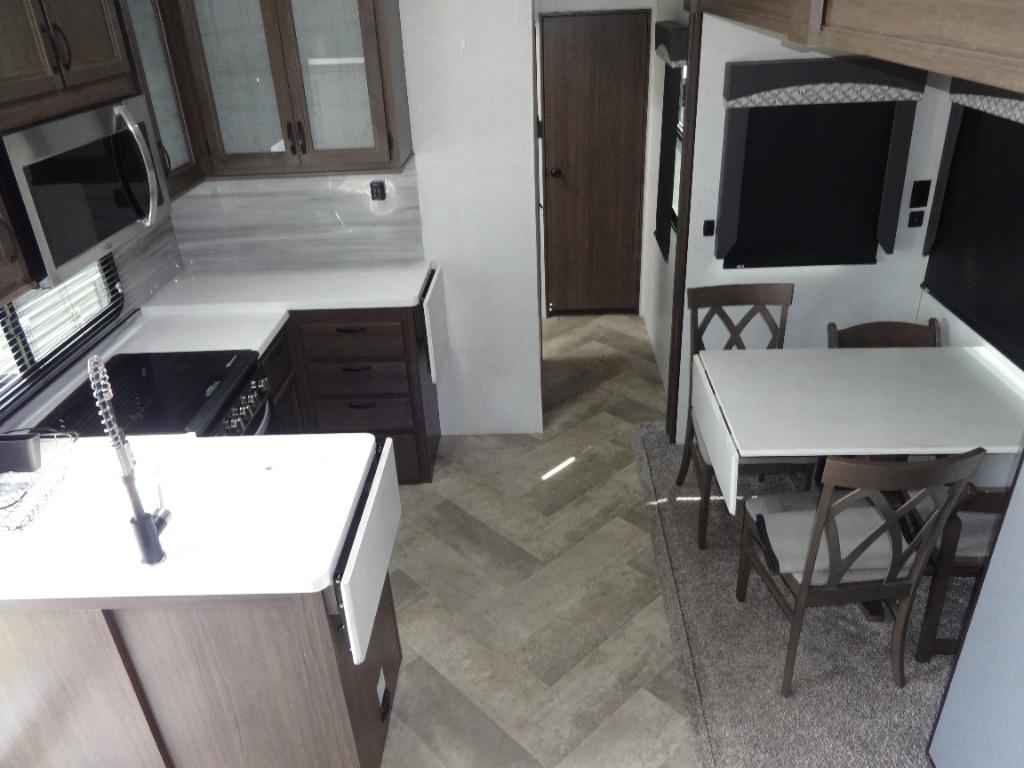 2021 Winnebago Of Indiana Voyage - $46,900