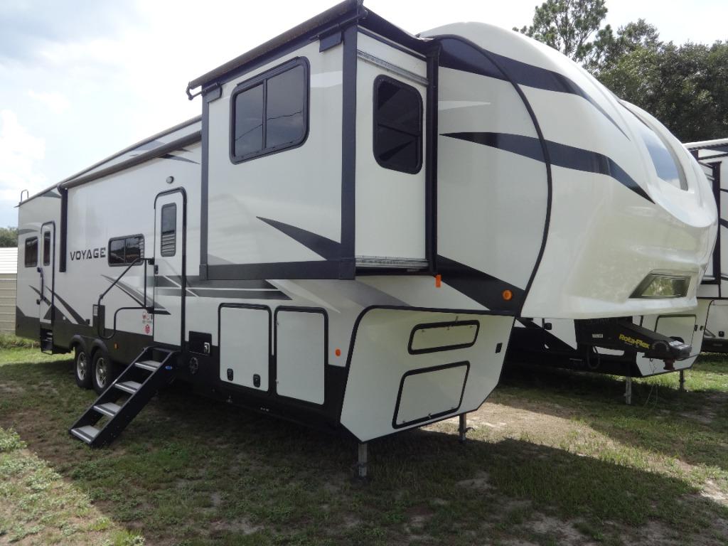 2021 Winnebago Of Indiana Voyage - $46,900