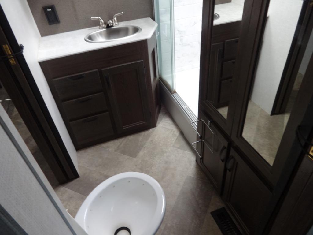 2021 Winnebago Of Indiana Voyage - $46,900