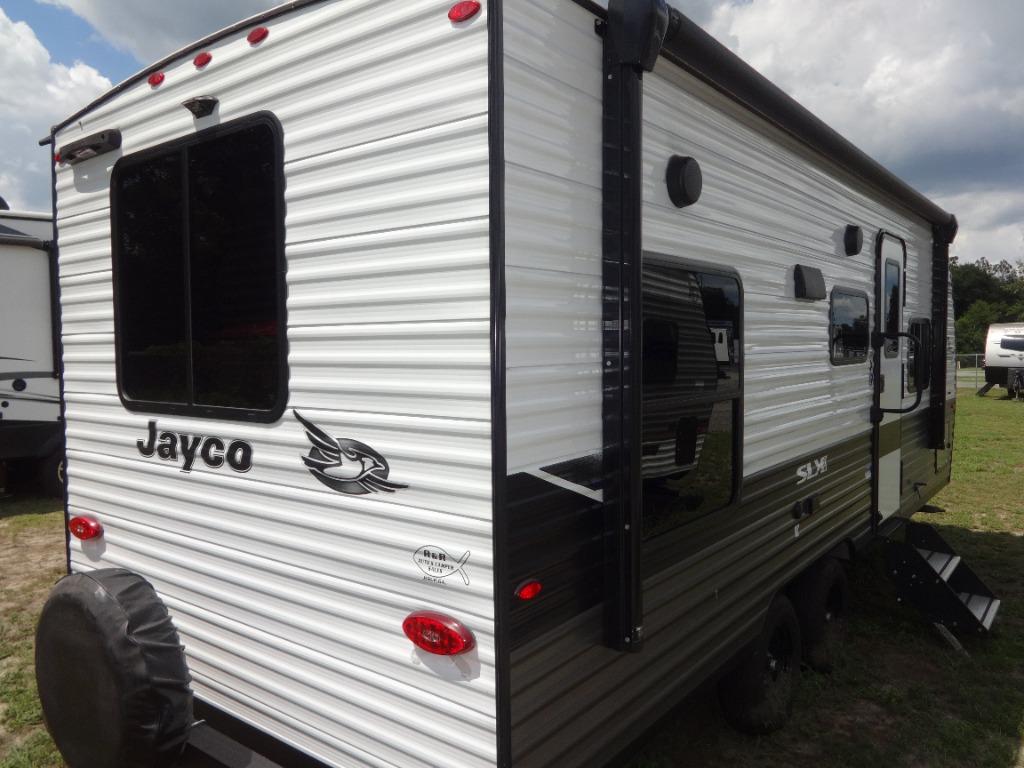 2024 JAYCO JAYFLIGHT SLX 210QB  - $22,900