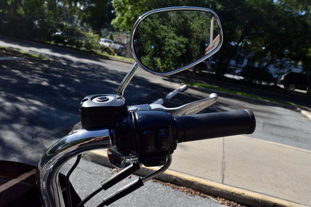 2007 HARLEY DAVIDSON Dyna Wide Glide - $7,990
